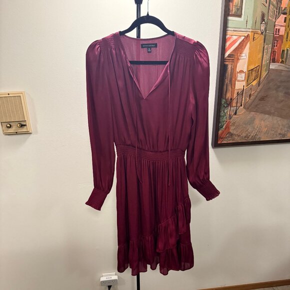 Wine-colored silky flaterring dress - perfect for the holidays! Size 10 - Picture 1 of 4